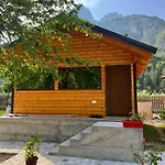 Idajeti Guest Hause Affittacamere Valbona