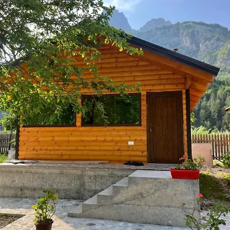 Idajeti Guest Hause Гостевой дом Валбона